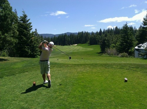 Kvinner på golfbanen Kvinner på golfbanen