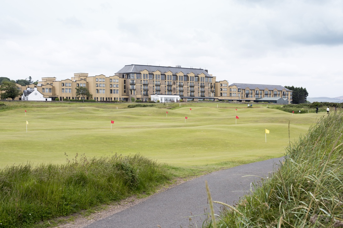 Golfens innvirkning på lokaløkonomien Golfens innvirkning på lokaløkonomien